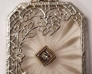 Vintage Filligree Pendant