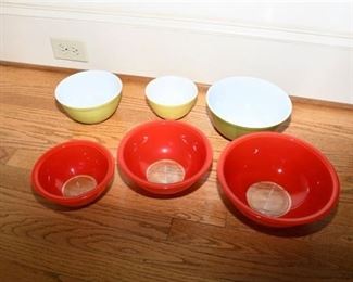 40. Two 2 Sets Of Cooking Bowls