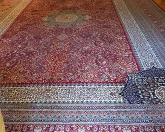 Large Persian rug https://ctbids.com/#!/description/share/416437