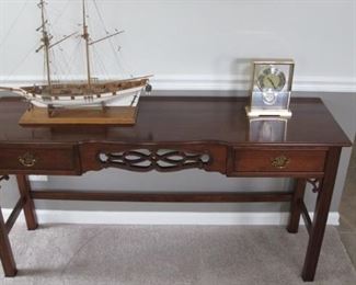 $250.00 Pennsylvania House Cherry Sofa table/writing desk 27 x 54 x 16