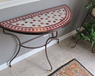 $75.00 Tiled metal plant/ accent table