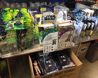 Assortment of Star Wars Figures in package 