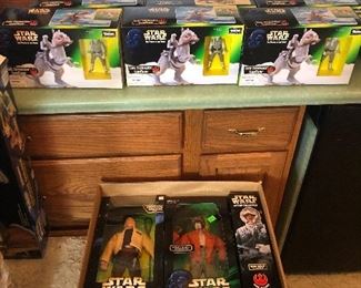 Assortment of Star Wars Figures in package 