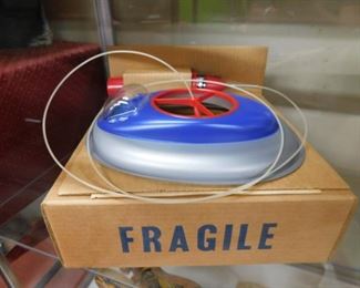 Battery Operated Scoot Air Car/Flying Saucer(MIB)