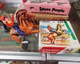 Mechanical Tin Litho Cowboy on Horse(MIB/Made in Japan)