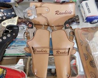 Rawhide Double Holster Set(2 Cap Guns)