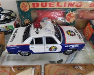 Battery Operated Tin Litho Police Patrol Car