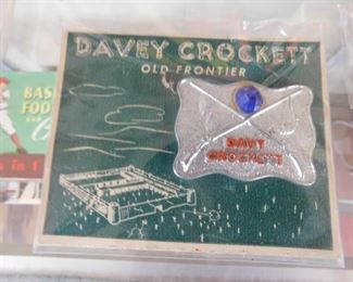 Davey Crockett Belt Buckle(Mint on Card)