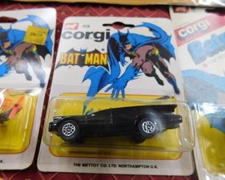1974 Corgi Batman Batmobile(Mint on Card)