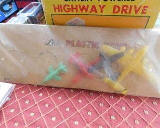 1960's Lido Plastic Airplanes(Mint on Card)