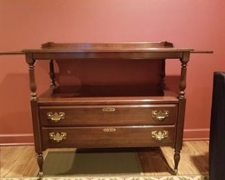 Ethan Allen Georgian Court  Wheeled Server $300