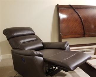 Electric Leather Recliner $ 250