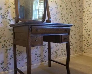 Vanity with MIrror $100
