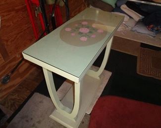 ACCENT TABLE $35