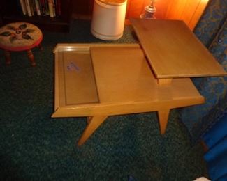  PLL #174 Pair of Super Table End Table @ $100 Ea 