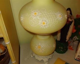 PLL #703 Hurricane Lamp  Lights Up on Top and Bottom $35
