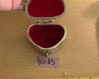 PLL #926 Heart Shaped Jewelry Box $5