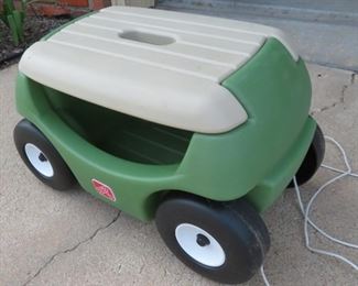 plastic garden wagon