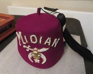 fez