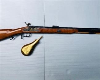 Thompson Center Arms, 54 CAL Renegade, Muzzleloader Gun 