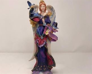  Lenox 2001 “Nicole” Angel of Glory https://ctbids.com/#!/description/share/415369