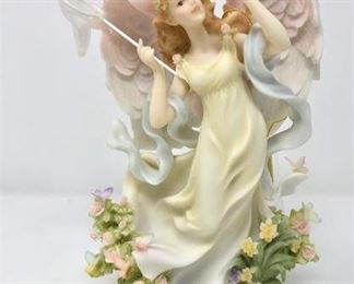 Seraphim Angel Sofie “Carefree Spirit” #78199 LE https://ctbids.com/#!/description/share/415453