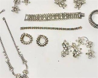 Vintage Rhinestone Jewelry https://ctbids.com/#!/description/share/416045