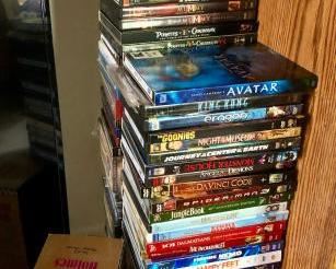 DVD Movie Bundle https://ctbids.com/#!/description/share/416363