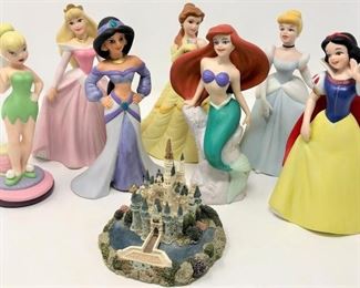  Disney Porcelain Collection (8) https://ctbids.com/#!/description/share/416051