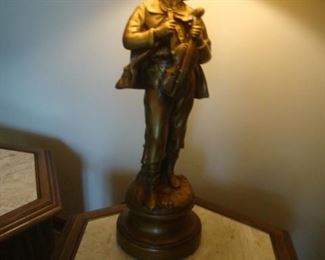 Another view of statue on lamp