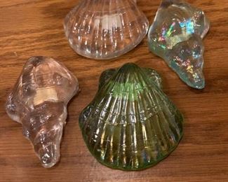 s27- small glass shells $5