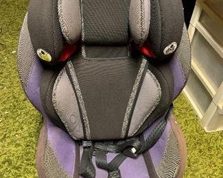 s98- car seat $15