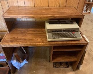 s112- computer desk $20 