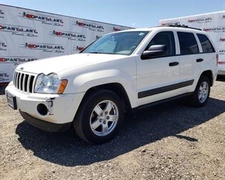 305	

2005 Jeep Grand Cherokee, See Video!
Year: 2005
Make: Jeep
Model: Grand Cherokee
Vehicle Type: Multipurpose Vehicle (MPV)
Mileage: 112422
Plate: 5MPD943
Body Type: 4 Door Wagon
Trim Level: Laredo
Drive Line: RWD
Engine Type: V6, 3.7L (225 CID)
Fuel Type: Gasoline
Horsepower:
Transmission: Automatic
VIN #: 1J4GS48K05C536419

Features and Notes:
Keyless Entry, Power Windows, Door Locks, And Mirrors, Steering Wheel Controls
DMV fees: $236 and $70 doc fees 