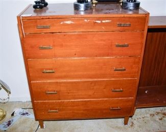 105. Mid Century Chest of Drawers