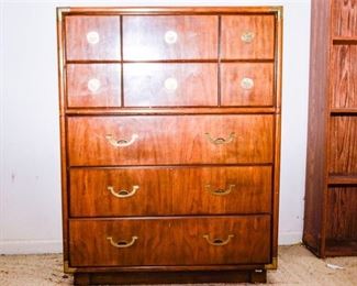 119. Dresser with Drawers