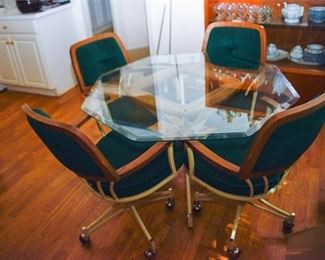 183. Modern Dining Table and Four 4 Chairs
