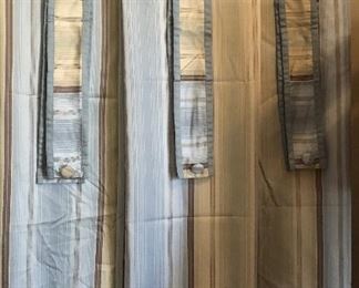 Drapery w Tiebacks 6 Panels