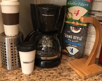 Hamilton Beach Coffee Maker, Banana Holder, Insulated Cups
