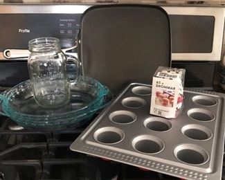 Pyrex Bakeware