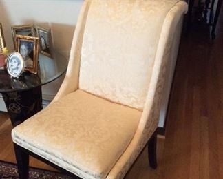 4 chairs no arms