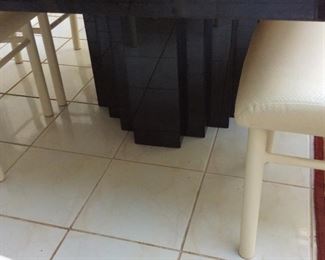 unique table/hexagon turns into an octagon--78L(has 36 in insert)===