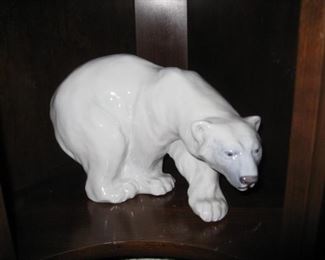 Royal Copenhagen polar bear #1137 by Knud Kyne