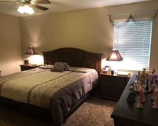 Ethan Allen King Bedroom Suite