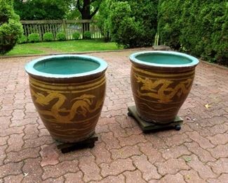 large outdoor urns