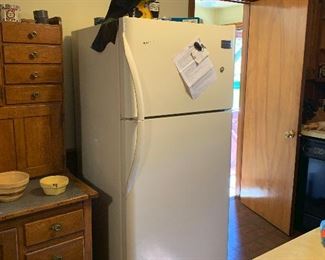 refrigerator  - like new
