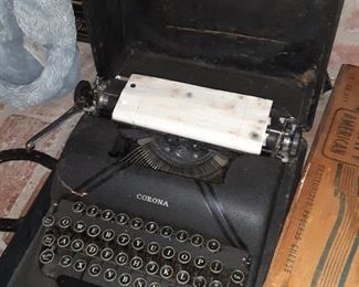 Corona antique typewriter