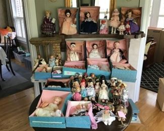 Amazing collection of Madame Alexander dolls - First ladies,  around the world and even a nativity set- WE ARE SELLING THE WHOLE LOT , PLEASE DO NOT ASK US TO BREAK APART- $795
