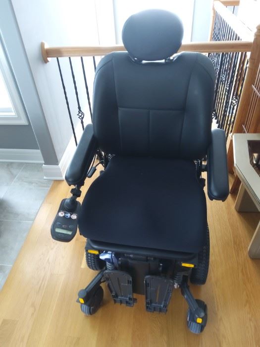 001 Power Wheelchair with Accessories