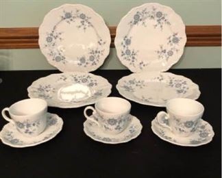 Christina Porcelain plates and cups
